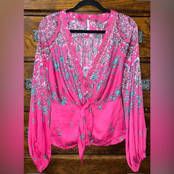 Free People Run Free Blouse in Pink Combo, NWOT - Picture 4 of 7